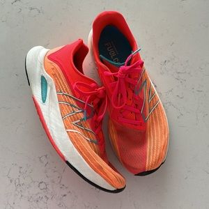 NEW BALANCE Women's FuelCell Rebel v2 Running Shoes